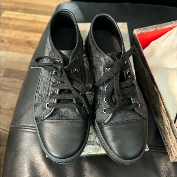Gucci Women's GG Monogram Low-Top Sneakers EU 37, US 7 - Picture 10 of 10